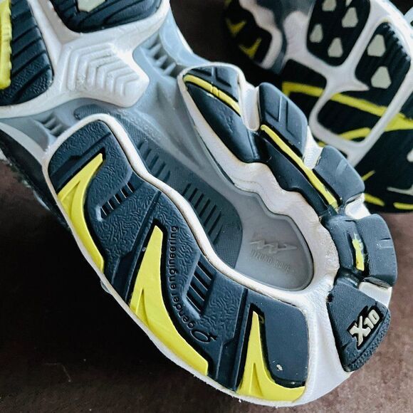 XLNT Mizuno Wave Inspire 6 Womens 9 US 40 EUR Silver Chartreuse Yellow - Picture 8 of 10